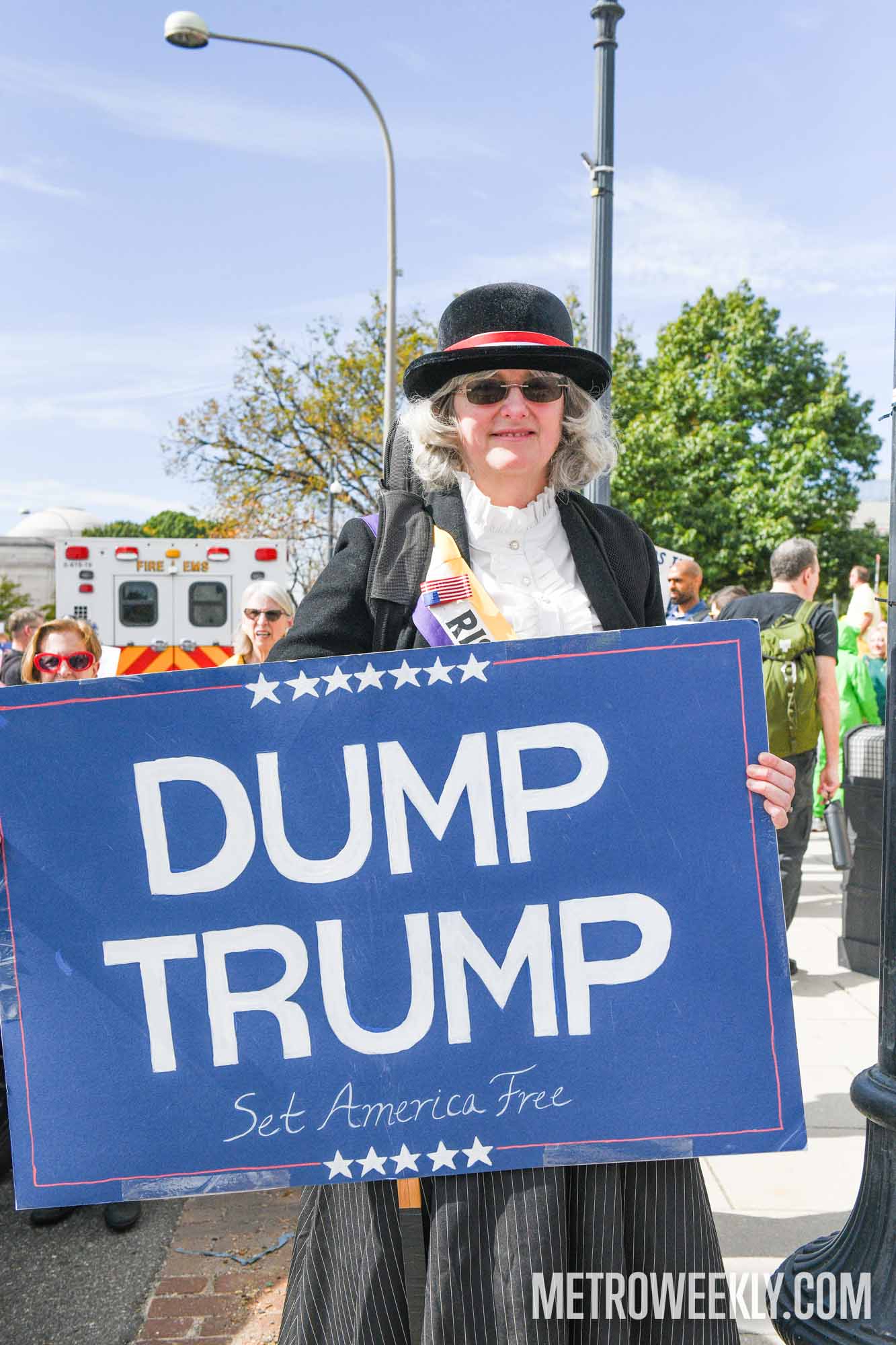 #70 of 147 : 2025-10-23_3013_178423.jpg